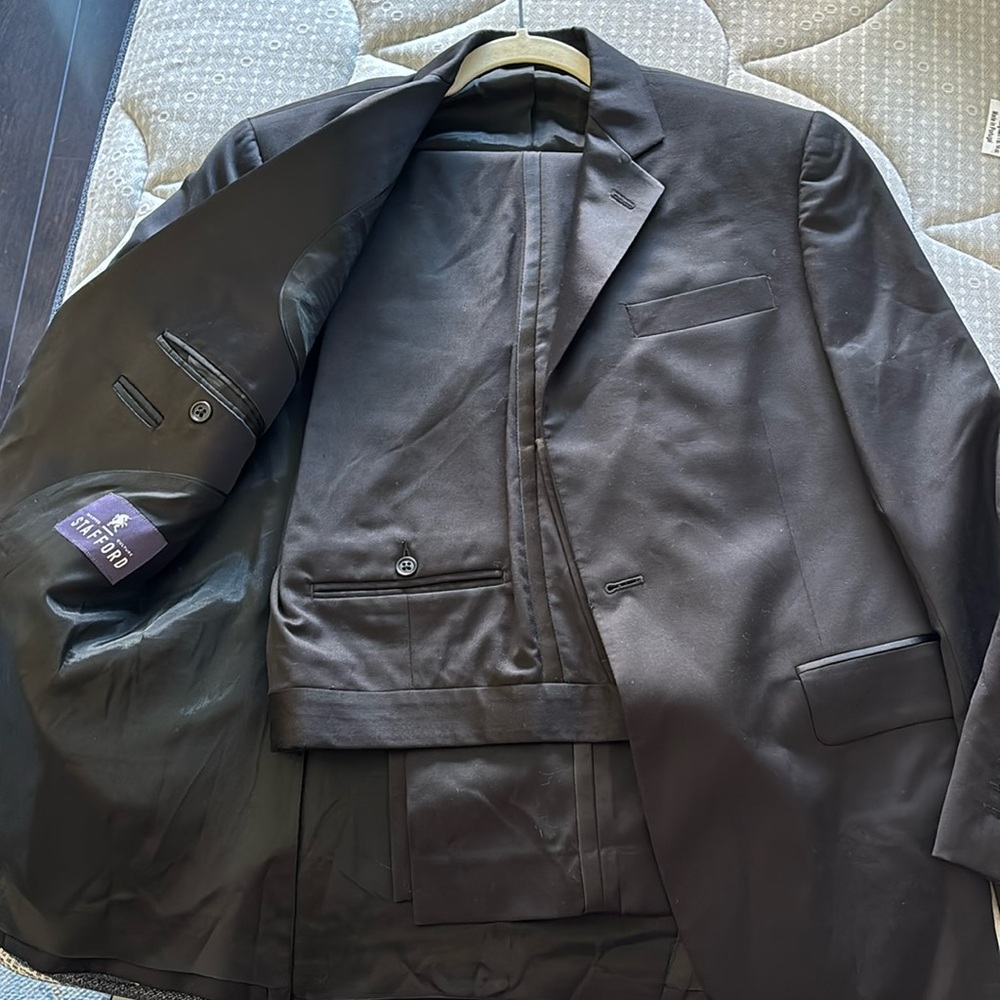 Stafford Tuxedo - Black size 32 waist, 38 coat